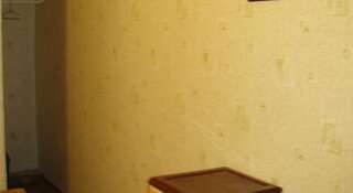 Гостевой дом Salgir Inn Саки Двухместный номер с 2 отдельными кроватями и ванной комнатой-1